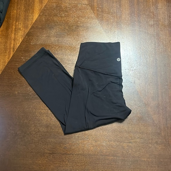 lululemon athletica Pants - Lululemon cropped legging